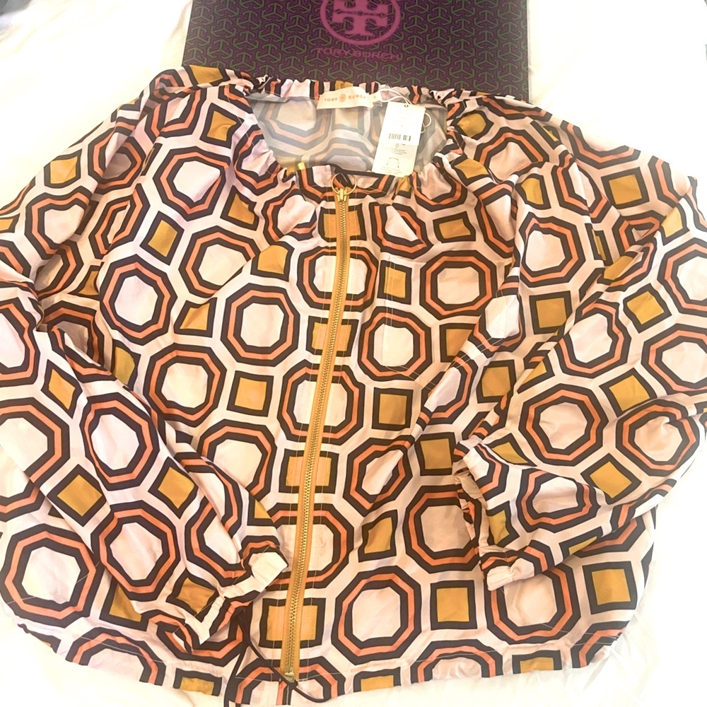 NWT AND IN BOX TORY BURCH SIZE 8 WOMENS JACKET
